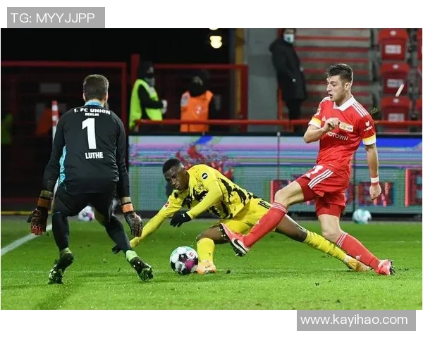 柏林联主场力克对手，成功保级斩首胜